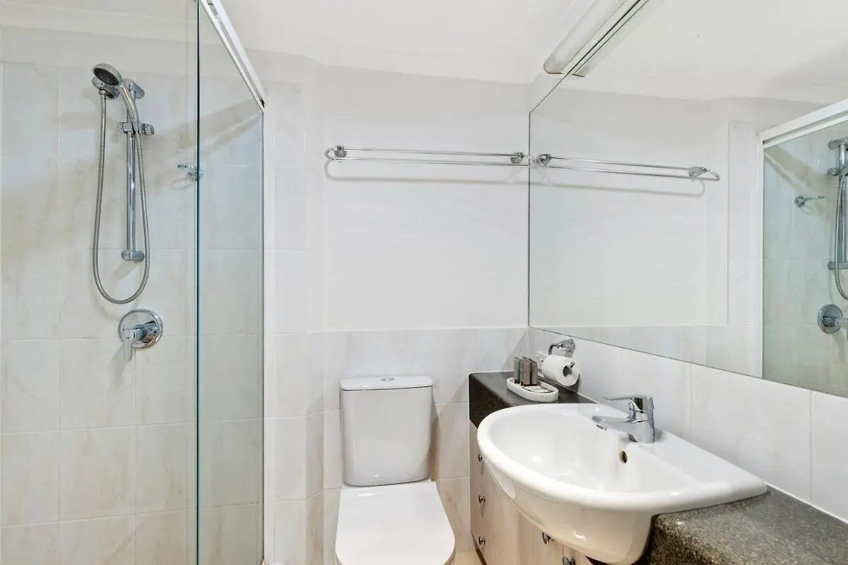 City Haven, 2Bed, 2Bath, Parking, Balcony Brisbane